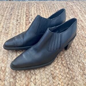 Vintage 90s Seychelles point toe leather booties
